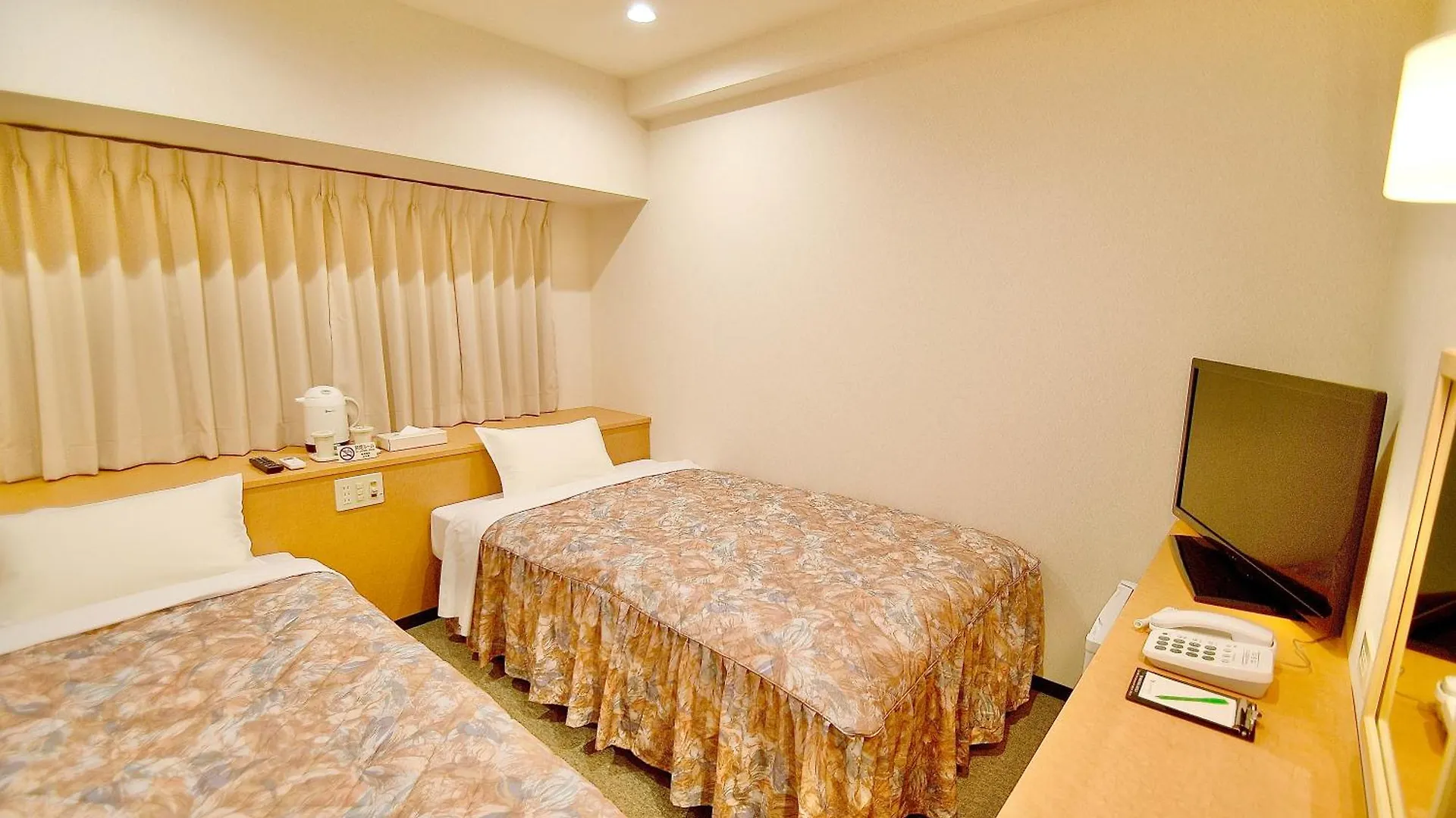 Kyoto Universal Hotel Karasuma