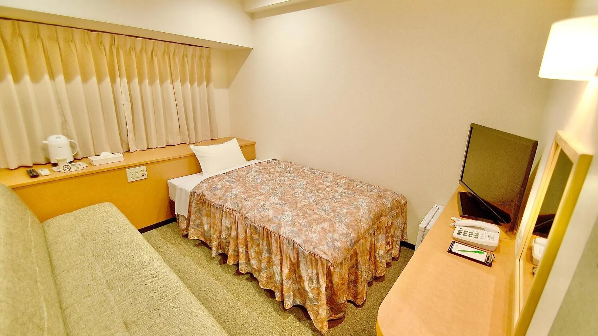 Kyoto Universal Hotel Karasuma